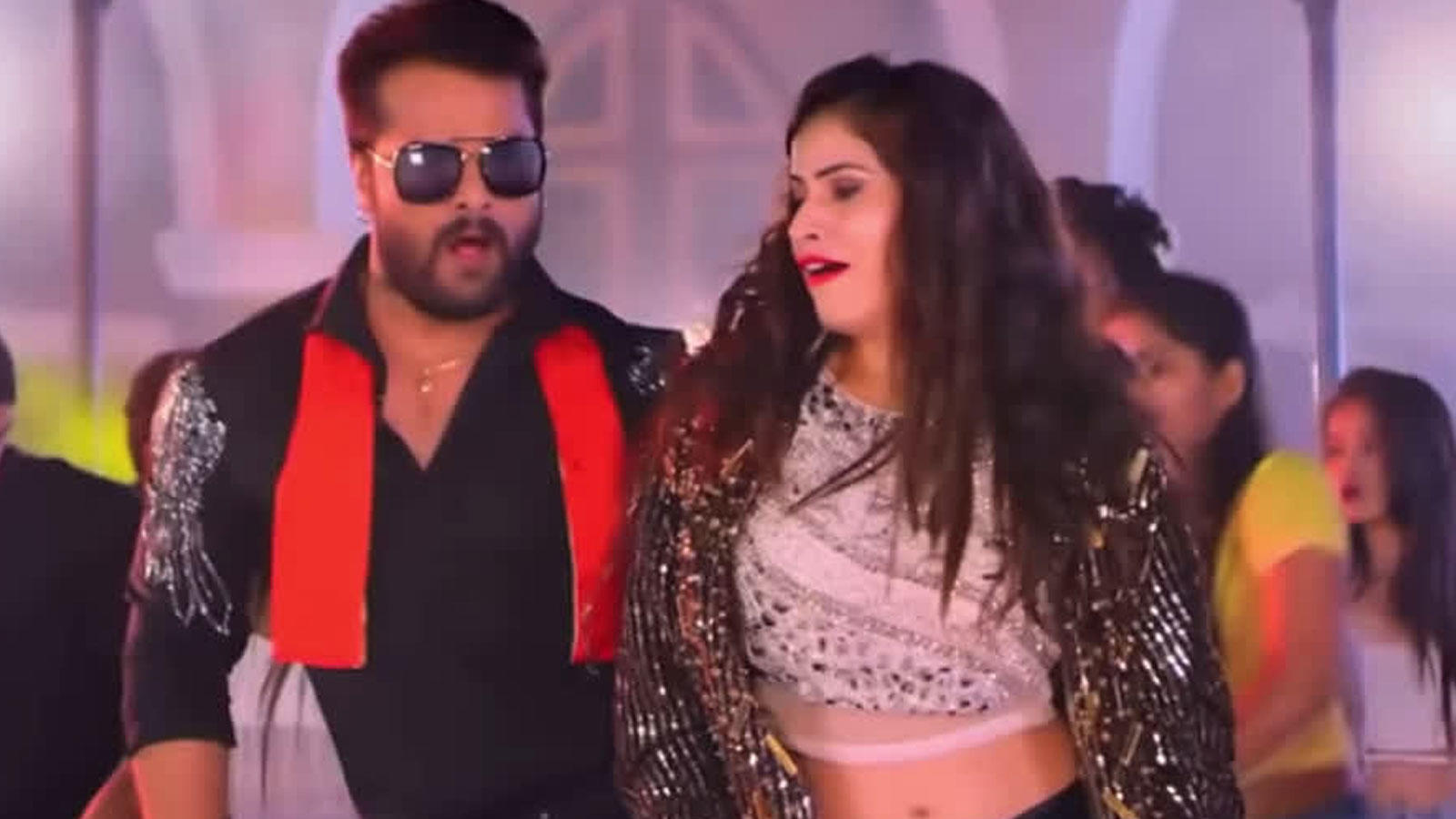 अमिताभ बच्चन के भोजपुरी गाने का views हुआ 100 मिलियन के पार